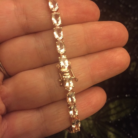 PRICE DROP! Morganite Tennis Bracelet NWOT - Picture 2 of 8